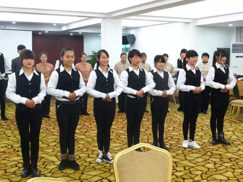 ���ְ���븣Ȫɽׯ��ͬ��չѧϰ�����